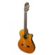 A guitarra clássica Alhambra 3C CT E1 tem um corpo mais estreito - modelo Thinline