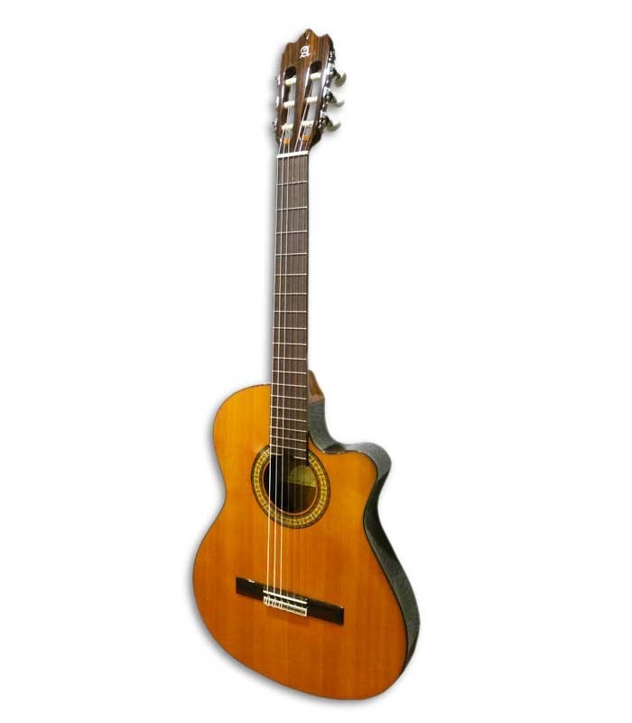 Foto a 3/4 de la guitarra clásica Alhambra 3C CT E1