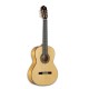 A guitarra de flamenco Alhambra 7FC tem tampo em abeto alemão maciço, fundo e ilhargas em cipreste e um som impressionante