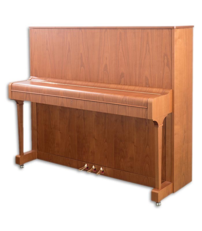 Photo of the Upright Piano Petrof P125 F1 with the fallboard closed