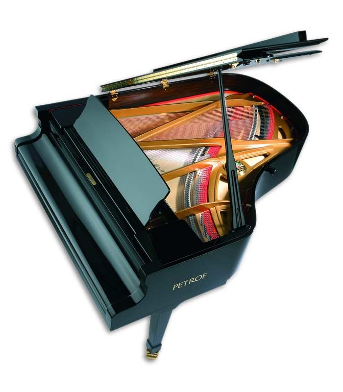 Foto del Piano de Cola Petrof P194 Storm visto desde arriba con la tapa superior abierta