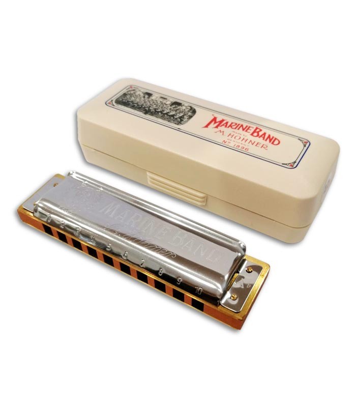 Photo of the Harmonica Hohner Marine Band in A flat with case
