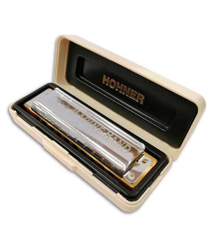 Photo of the Harmonica Hohner Marine Band in A flat inside the case