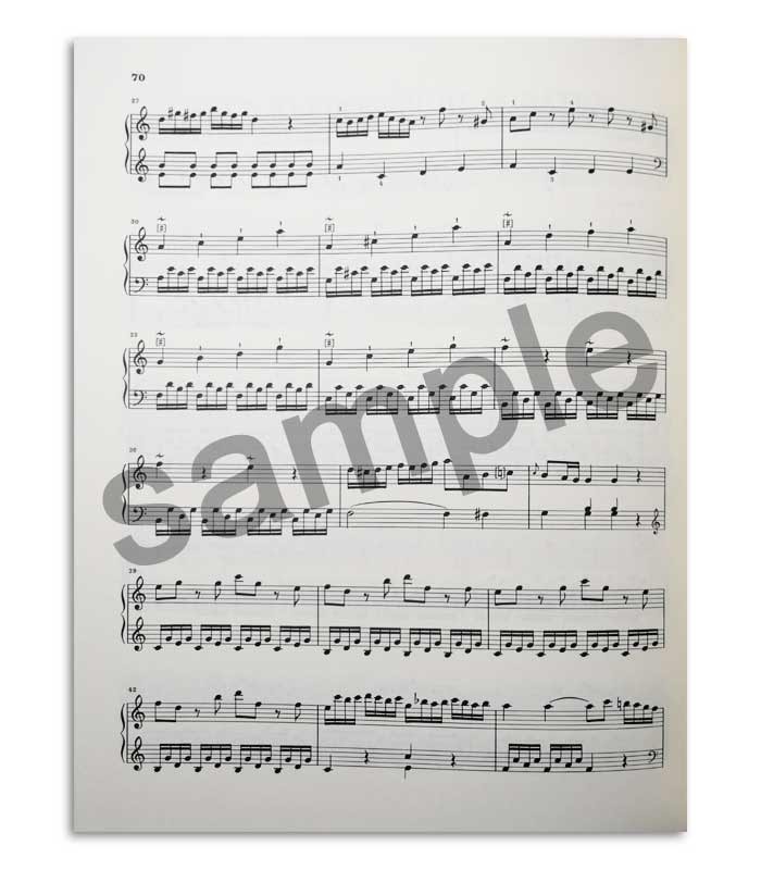 Photo of a sample of the Haydn The Complete Piano Sonatas Vol 1 HVE21321A book