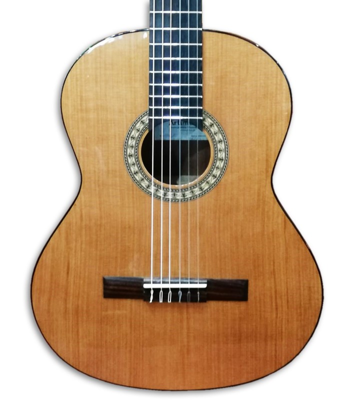 Foto de la tapa de la Guitarra Clásica Artimúsica GC01C