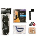 Foto de los accesórios de la Guitarra Folk del pack Yamaha F310