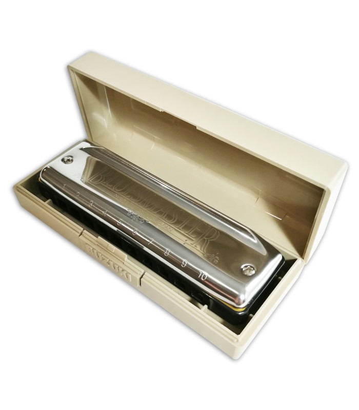 Foto da Harmónica Suzuki modelo MR250C Bluesmaster dentro do estojo