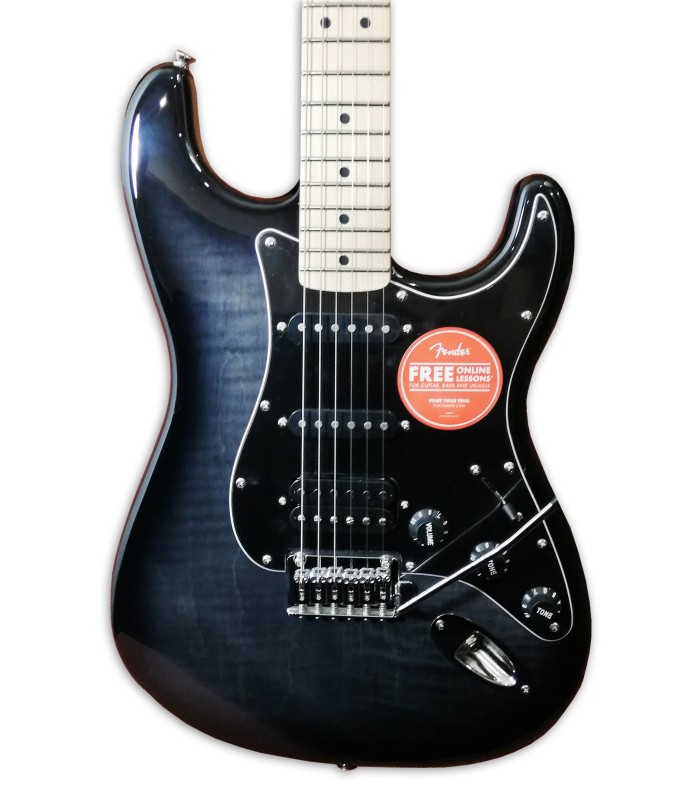 Foto do corpo e captadores da guitarra elétrica Fender Squier modelo Affinity Stratocaster FMT HSS MN BBST