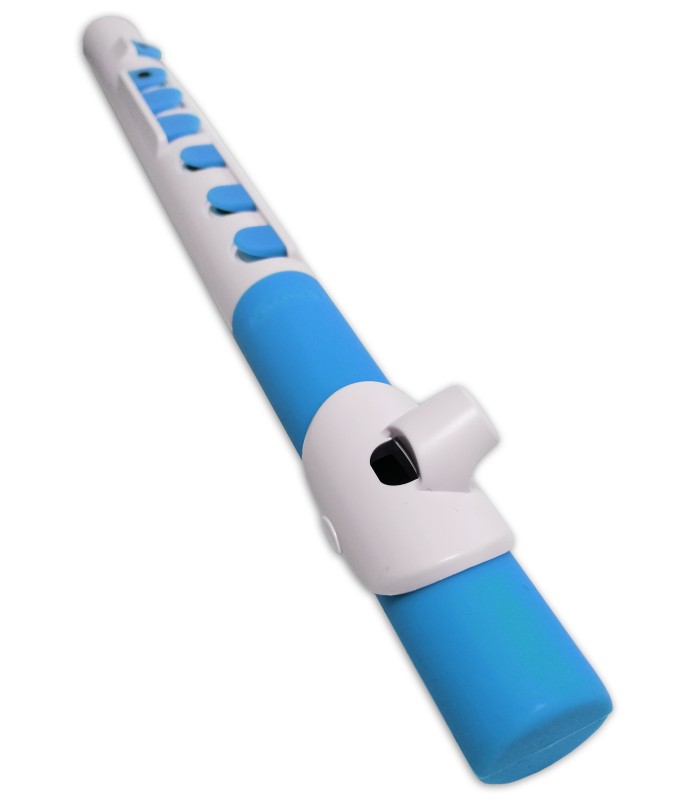 Detalle de la embocadura de la flauta Nuvo Toot modelo N 430TWBL