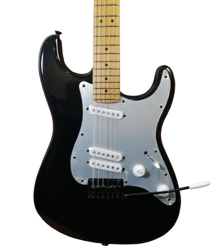 Corpo e captadores da guitarra elétrica Fender Squier modelo Contemporary Strat SPCL RMN Black