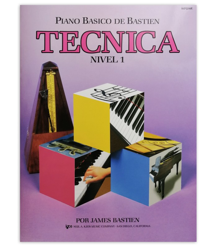 Foto da capa do livro Bastien Piano básico técnica nível 1