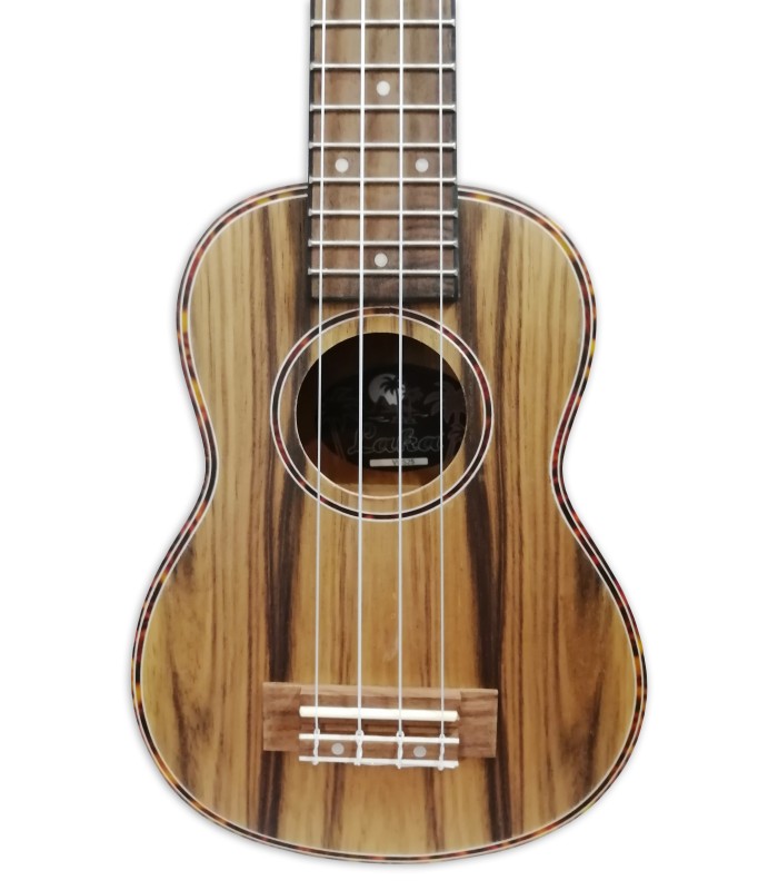 Tampo em tilia americana com acabamento em nogueira do ukulele soprano Laka modelo VUS 25 Walnut