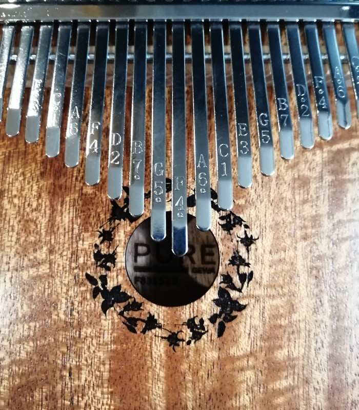 Soundhole and keys detail of the kalimba Gewa model F835542