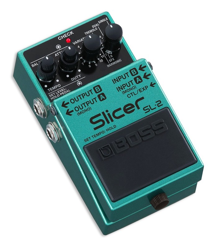 Detalle de las salidas del pedal Boss modelo SL 2 Slicer