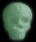 Simulação do shaker LP modelo LP006 Skull Shaker branco a brilhar no escuro