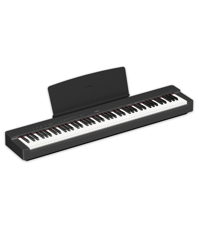 Piano digital Yamaha modelo P 225B com a estante de partituras montada