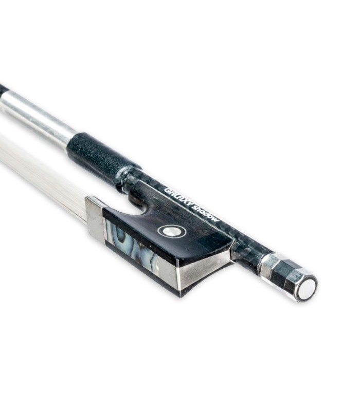 Detalhe da noz do Arco Galaxy modelo Shadow para violino 4/4