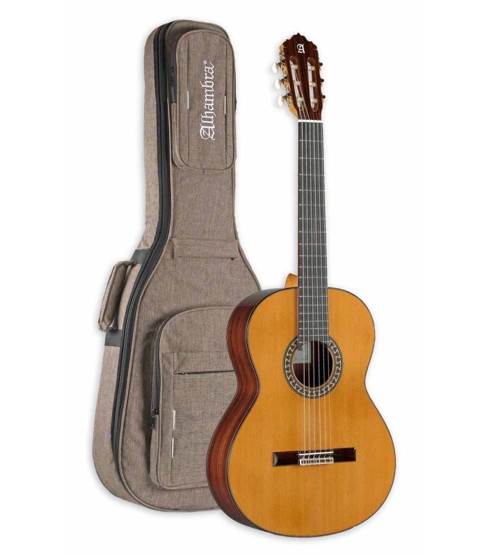 Guitarra clásica Alhambra modelo 5P con tapa en cedro macizo y saco de 25 mm de acolchado