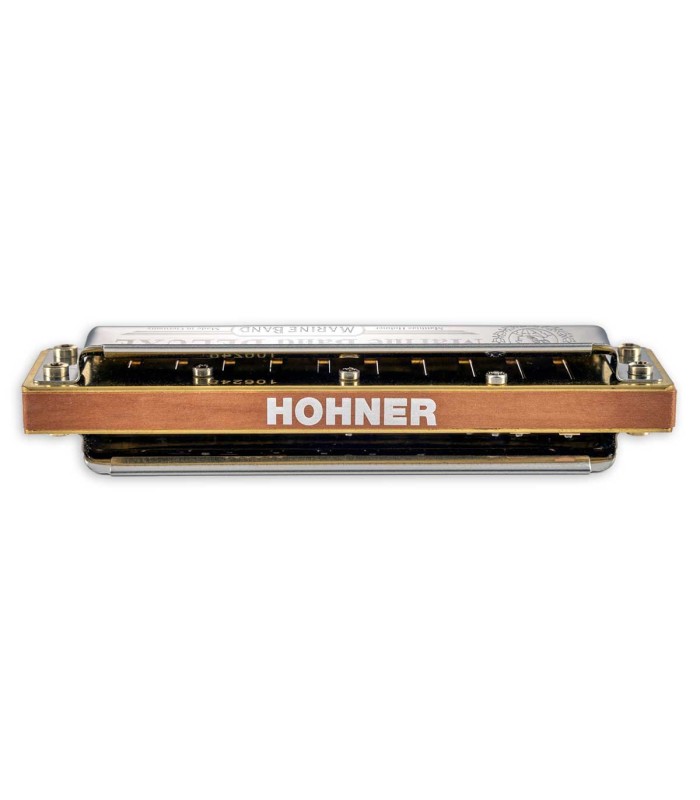 Detalle de la espalda de la armonica Hohner modelo Marine Band Deluxe en Sol M200508P G