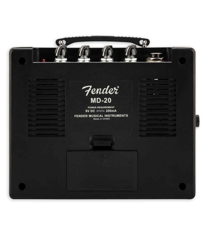 Back of the Fender  Amplifier MD20 model Mini Deluxe 1W with compartment for a 9V battery