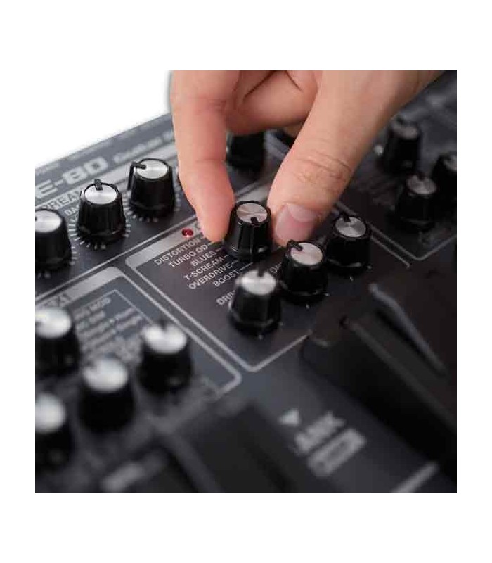 Controles de la pedalera Boss ME-80
