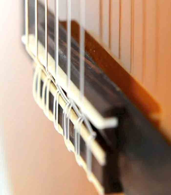 Pack de Guitarra Clássica Yamaha C-40 com Afinador e Saco