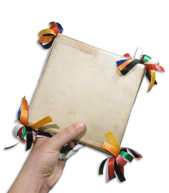 Foto do adufe MMG 15cm seguro na mão