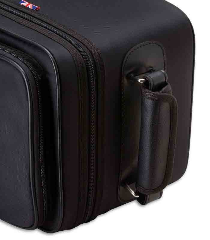 Photo detail of the John Packer Trumpet JP by Taylor case handle