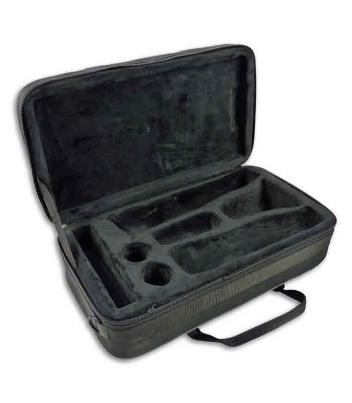 Photo of the John Packer B Flat Clarinet JP021 case interior