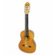 Foto a 3/4 de la guitarra Yamaha CGS102A 1/2