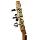 Pormenor dos carrilhões dourados de luxo da guitarra clássica Alhambra 9P CW E8