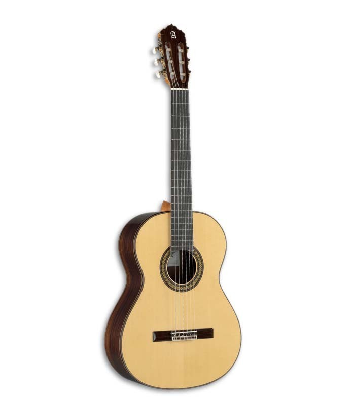 A Alhambra 7PA é uma guitarra clássica de grande qualidade construída à mão. 