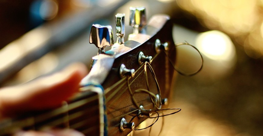 Cordas de Guitarra: como e quando mudar